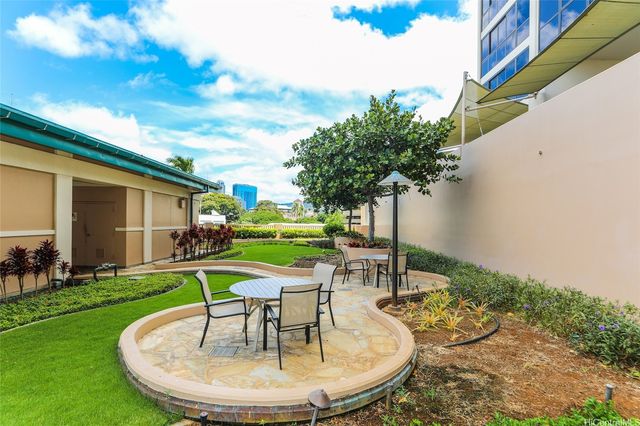 600 Queen Street 809, Honolulu, HI 96813