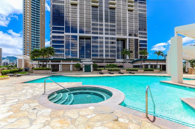 600 Queen Street 809, Honolulu, HI 96813