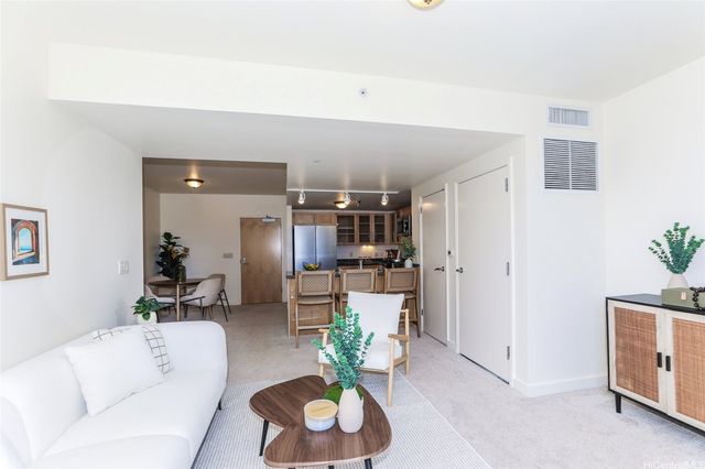 600 Queen Street 809, Honolulu, HI 96813