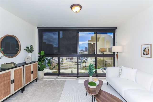 600 Queen Street 809, Honolulu, HI 96813