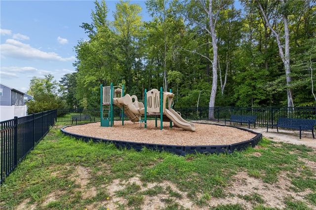 109 Starkey PL, Williamsburg, VA 23185
