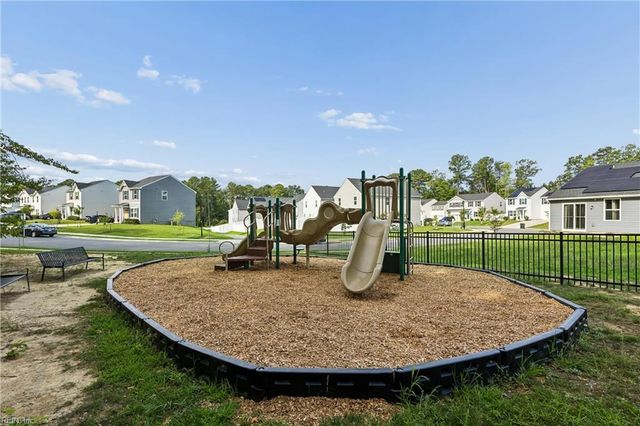 109 Starkey PL, Williamsburg, VA 23185