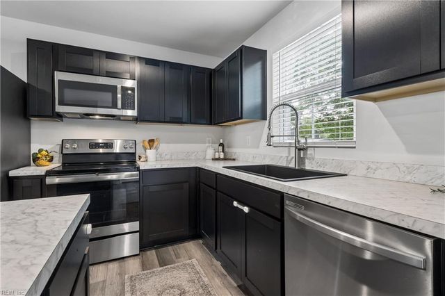 109 Starkey PL, Williamsburg, VA 23185