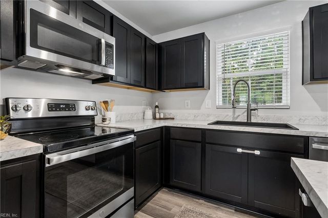 109 Starkey PL, Williamsburg, VA 23185