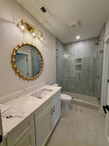 639 Compass Cove CIR, Moneta, VA 24121