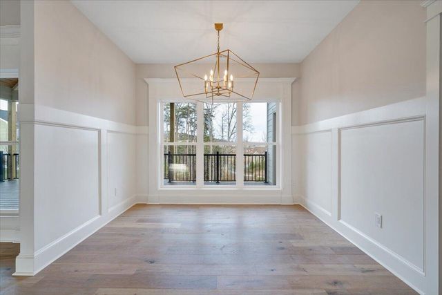 639 Compass Cove CIR, Moneta, VA 24121