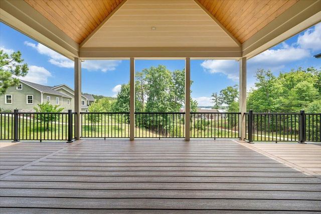 639 Compass Cove CIR, Moneta, VA 24121