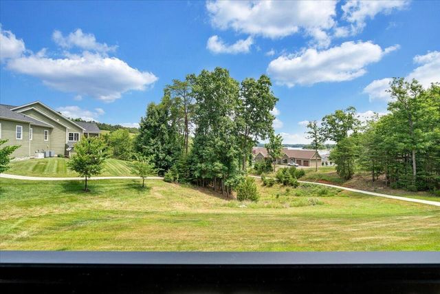 639 Compass Cove CIR, Moneta, VA 24121