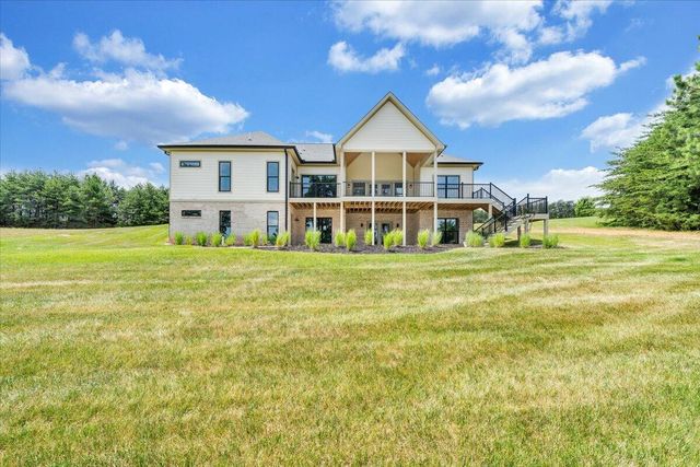 639 Compass Cove CIR, Moneta, VA 24121