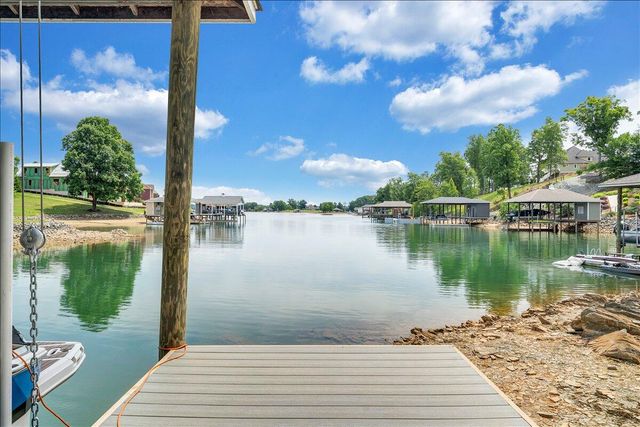 639 Compass Cove CIR, Moneta, VA 24121
