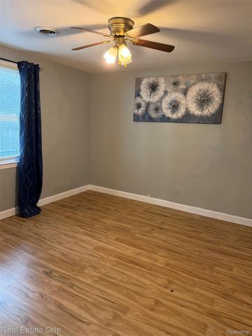 7311 Colony Drive Drive, West Bloomfield Charter Township, MI 48323