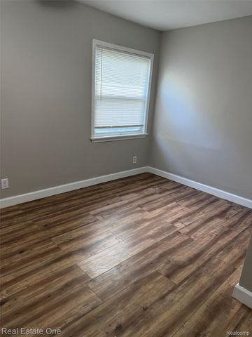 7311 Colony Drive Drive, West Bloomfield Charter Township, MI 48323