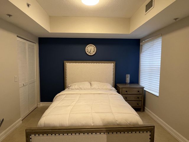 2051 SE 3rd Street Th3, Deerfield Beach, FL 33441