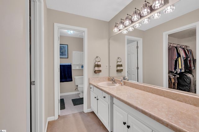 409 Longspur Court, Duncan, SC 29334