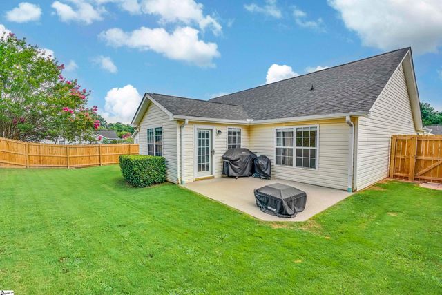 409 Longspur Court, Duncan, SC 29334