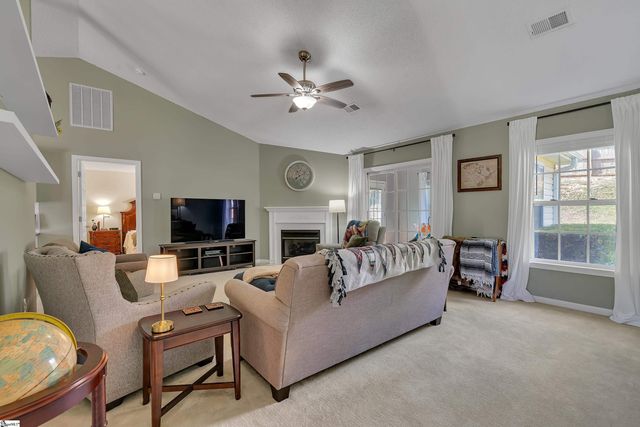 409 Longspur Court, Duncan, SC 29334