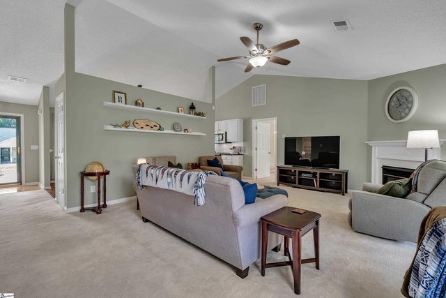 409 Longspur Court, Duncan, SC 29334