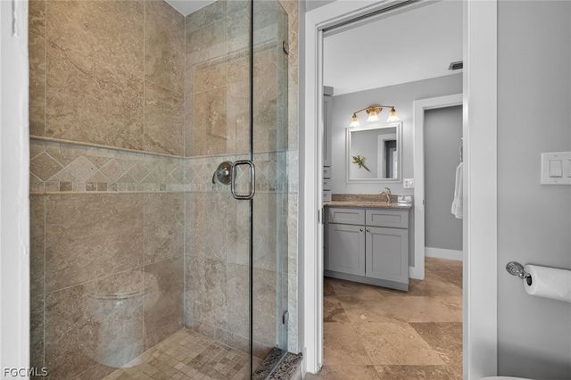 686 Emeril CT, Sanibel, FL 33957