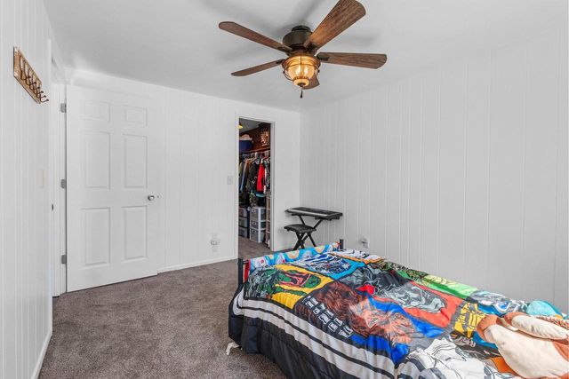 1842 N OAKWOOD ROAD, Oshkosh, WI 54904