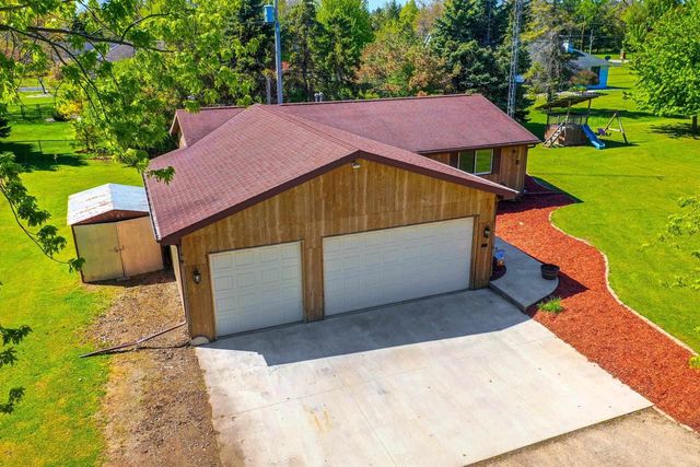 1842 N OAKWOOD ROAD, Oshkosh, WI 54904