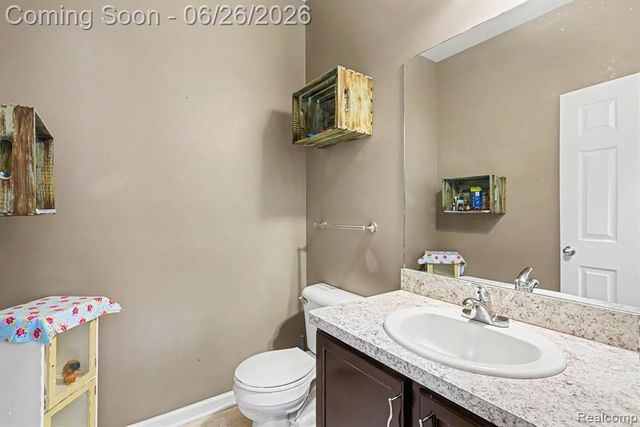 2234 Knotty Pine Trail, Howell, MI 48855
