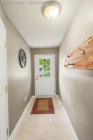 2234 Knotty Pine Trail, Howell, MI 48855