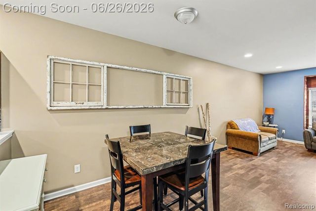 2234 Knotty Pine Trail, Howell, MI 48855