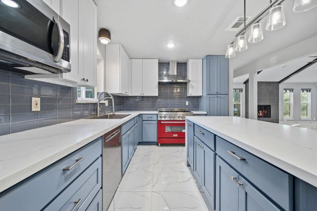 11218 Cedarwood Drive, Humble, TX 77338