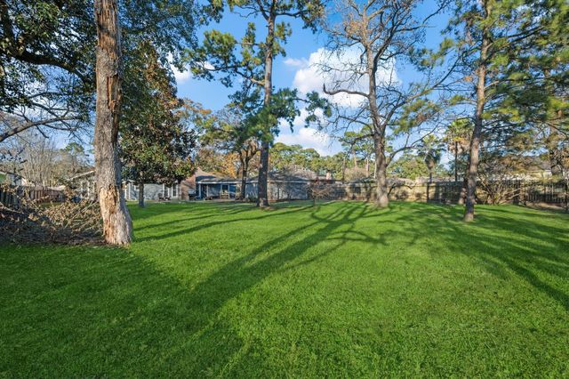 11218 Cedarwood Drive, Humble, TX 77338