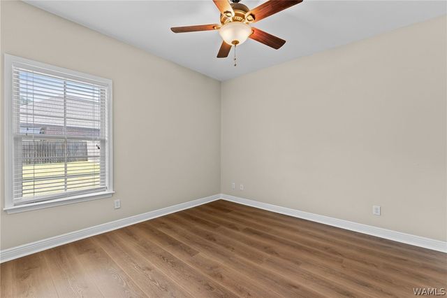 13986 Knoll Pointe, Northport, AL 35475