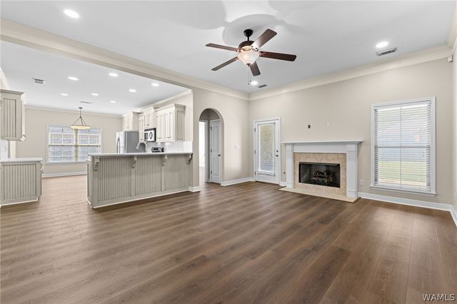 13986 Knoll Pointe, Northport, AL 35475