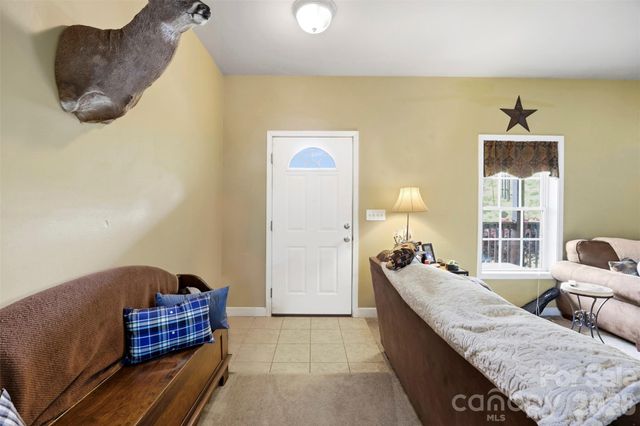 1581 Rhyne Road, Dallas, NC 28034