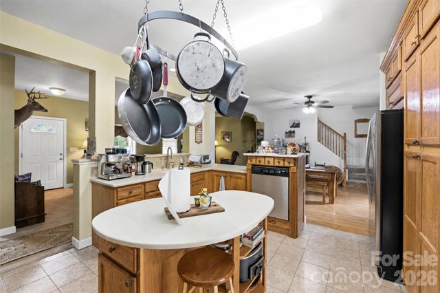 1581 Rhyne Road, Dallas, NC 28034