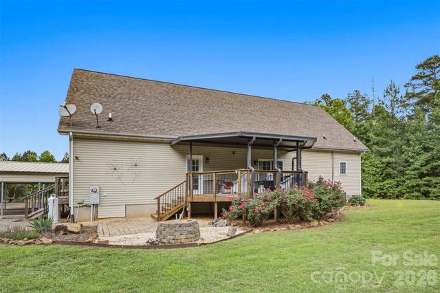 1581 Rhyne Road, Dallas, NC 28034