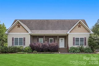 1581 Rhyne Road, Dallas, NC 28034