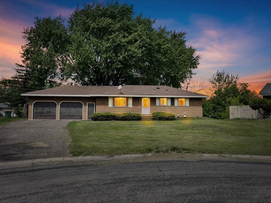 12240 Eldorado Street NE, Blaine, MN 55449