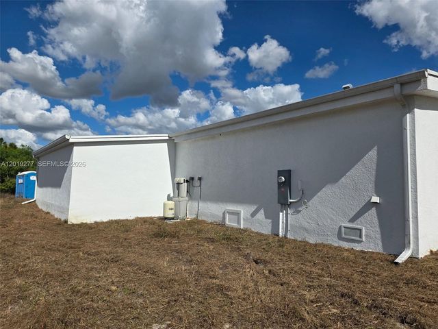 2615 SW 32nd St., Lehigh Acres, FL 33976
