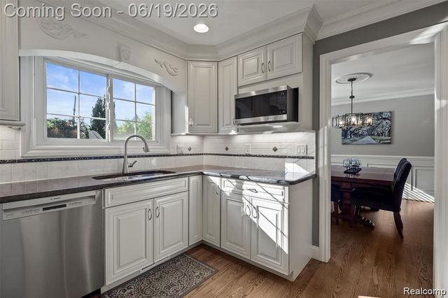 5365 Van Ness Court, Bloomfield Hills, MI 48302