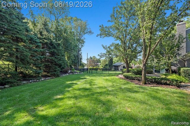 5365 Van Ness Court, Bloomfield Hills, MI 48302