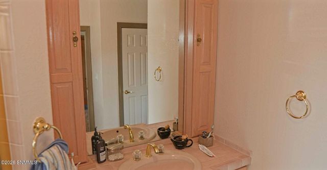 3436 Vista Primera Road, Las Cruces, NM 88011