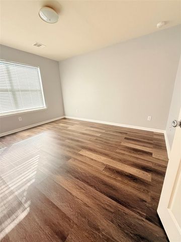 8026 Arrington Forest Lane, Humble, TX 77338