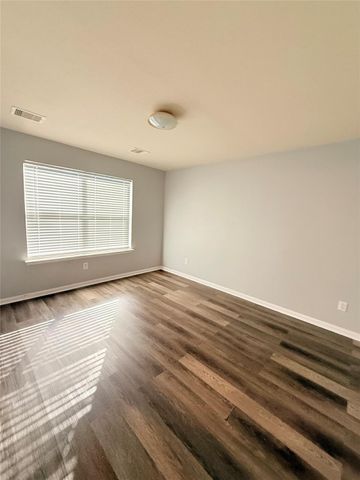 8026 Arrington Forest Lane, Humble, TX 77338