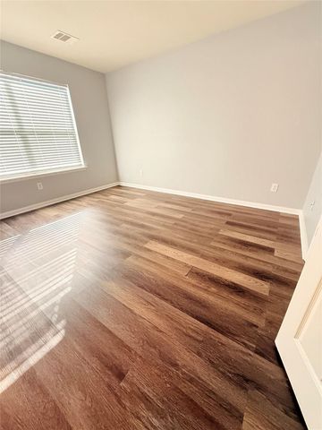 8026 Arrington Forest Lane, Humble, TX 77338