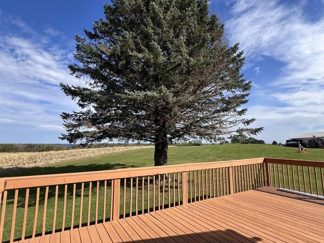 S4354 Curti Road, Genoa, WI 54632