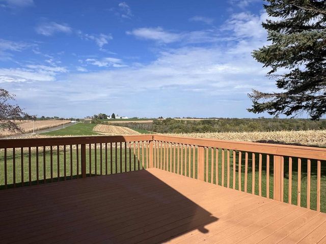 S4354 Curti Road, Genoa, WI 54632