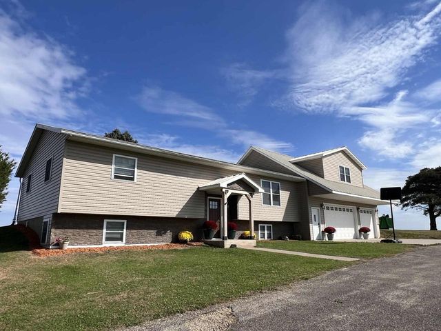 S4354 Curti Road, Genoa, WI 54632