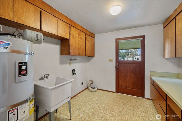 1874 Edgewood Drive, Camano Island, WA 98282