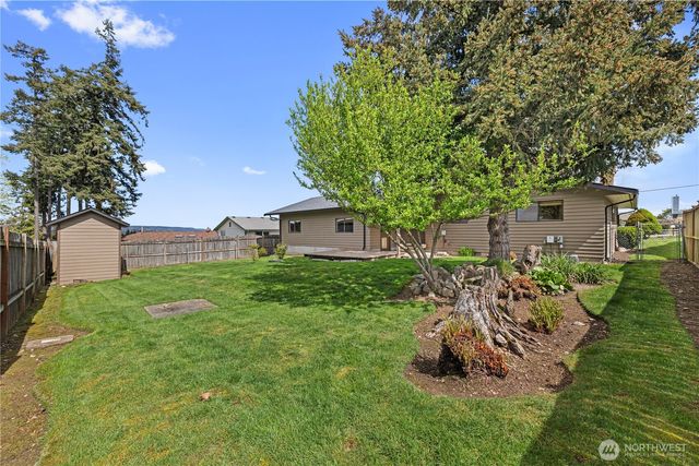 1874 Edgewood Drive, Camano Island, WA 98282
