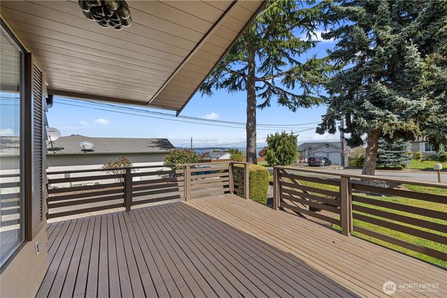 1874 Edgewood Drive, Camano Island, WA 98282