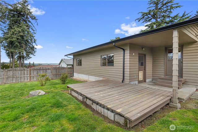 1874 Edgewood Drive, Camano Island, WA 98282